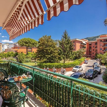 Domus Vittoria - The Luxury Quintessence Apartment Sorrento Ngoại thất bức ảnh