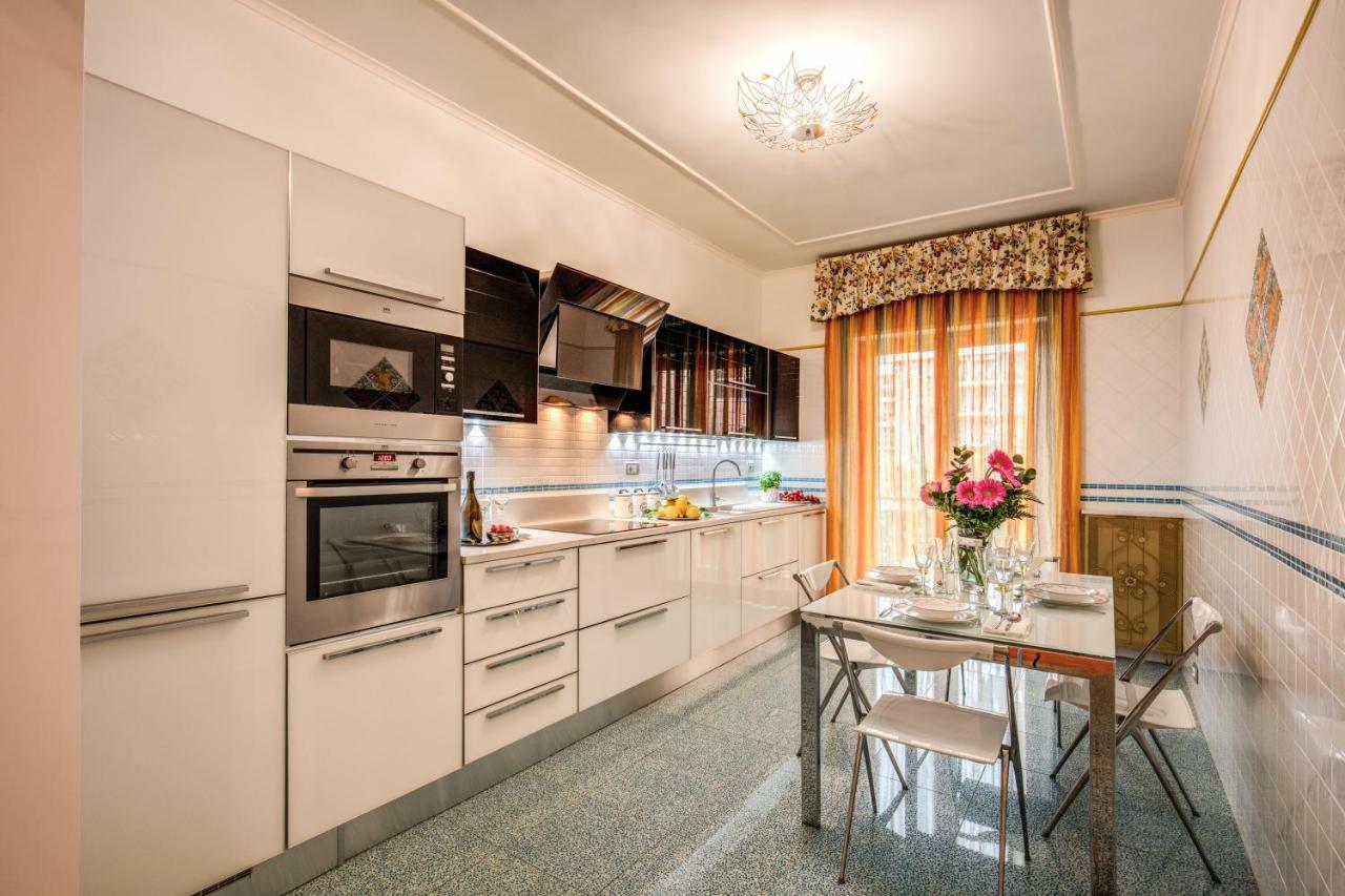 Domus Vittoria - The Luxury Quintessence Apartment Sorrento Ngoại thất bức ảnh