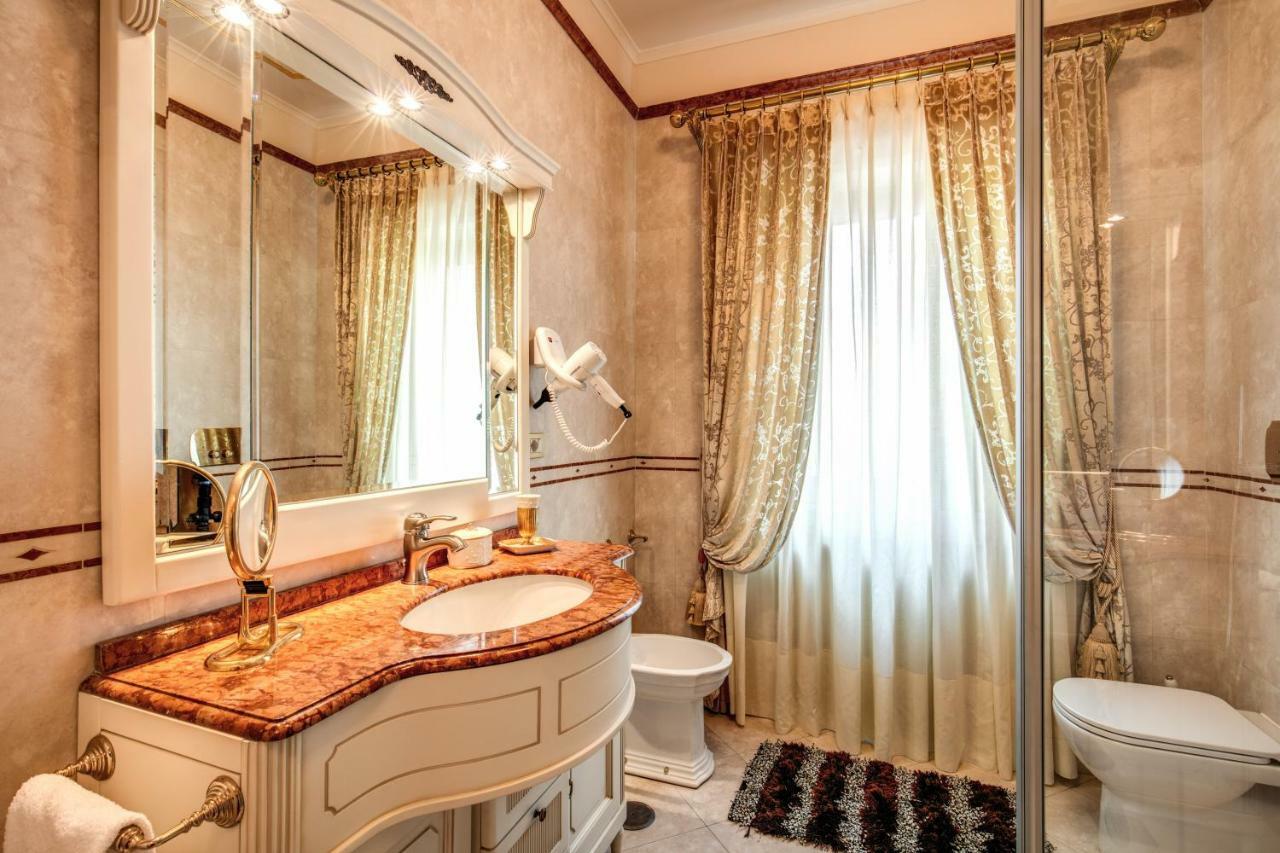 Domus Vittoria - The Luxury Quintessence Apartment Sorrento Ngoại thất bức ảnh