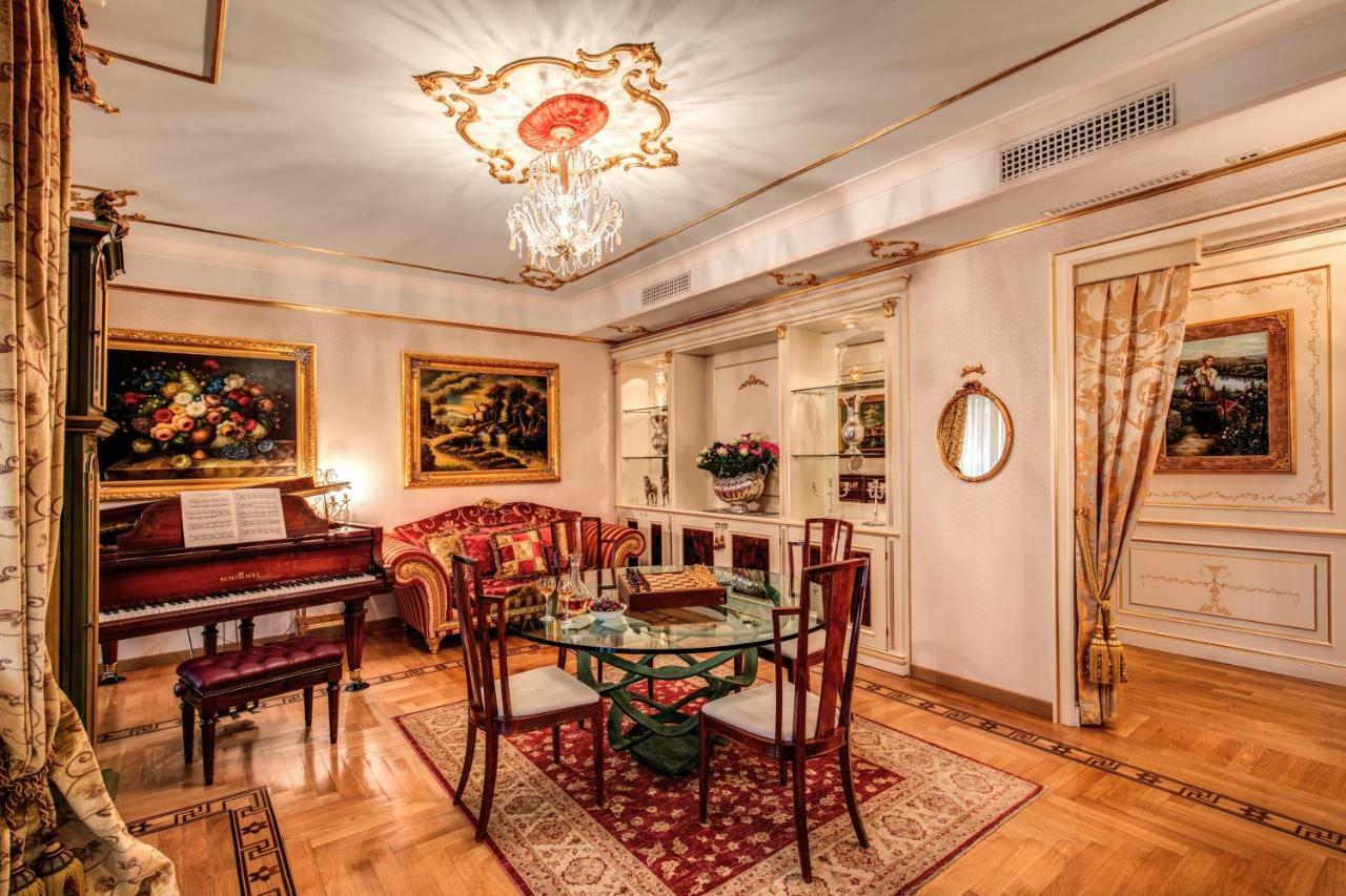 Domus Vittoria - The Luxury Quintessence Apartment Sorrento Ngoại thất bức ảnh