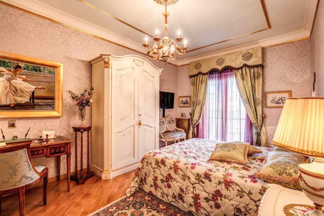 Domus Vittoria - The Luxury Quintessence Apartment Sorrento Ngoại thất bức ảnh